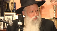 
	In this lecture, renowned Kabbalist, Rabbi Yitzchak Ginsburg, discusses the themes of pain and suffering associated with the Three Weeks of Mourning.  Rabbi Ginsburg focuses on the story of Job and brings out these ideas through a detailed overview filled with fantastic insights into the finer points of the text